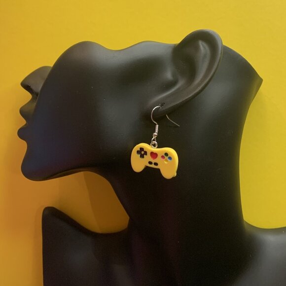 X Box Controller, Gaming Earrings, Gift Idea, Novelty Earrings, Silly Earrings - Picture 7 of 7